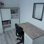 Excellent City Center Location Apt Anikka