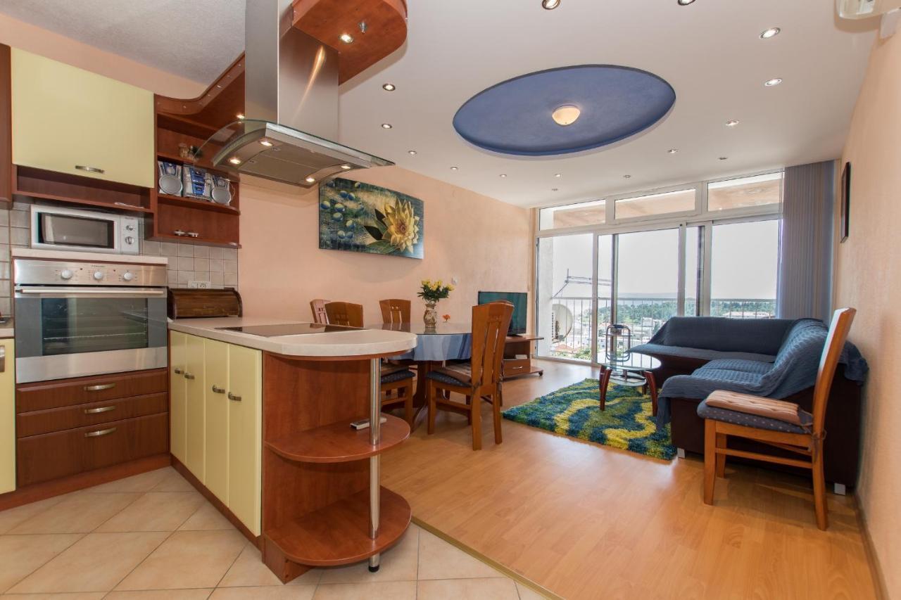 Excellent Center Location Apt Anikka *